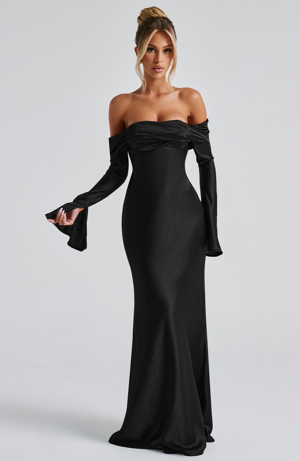 selene-maxi-dress-black-dress-xs-babyboo-fashion-32568255774783
